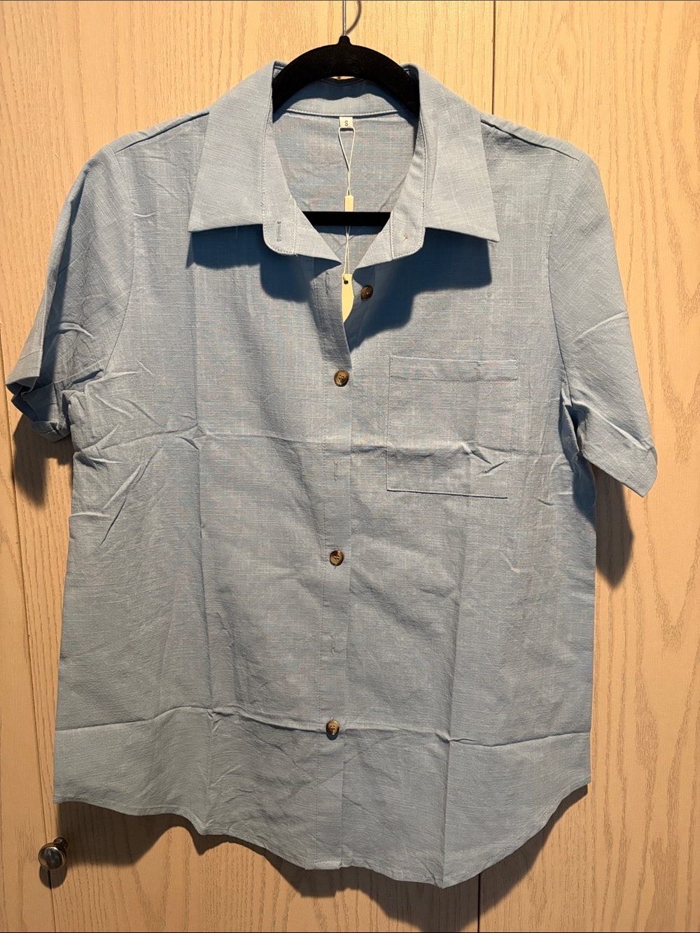Casual Light Blue Short Sleeve Cotton/Linen Button-Down Shirt NWT